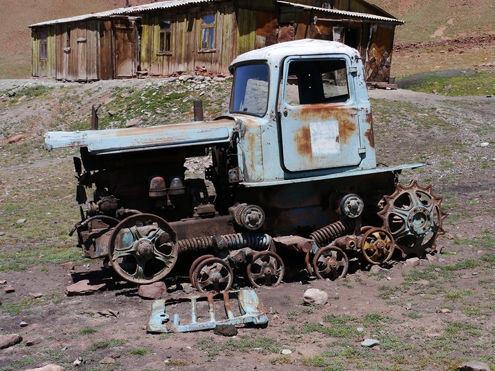 Sowjet Andenken am Pamir Highway - Tajikistan